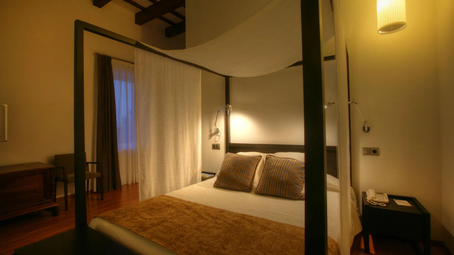 Binissaida Boutique Hotel Es Castell  4*, Es Castell (Menorca)