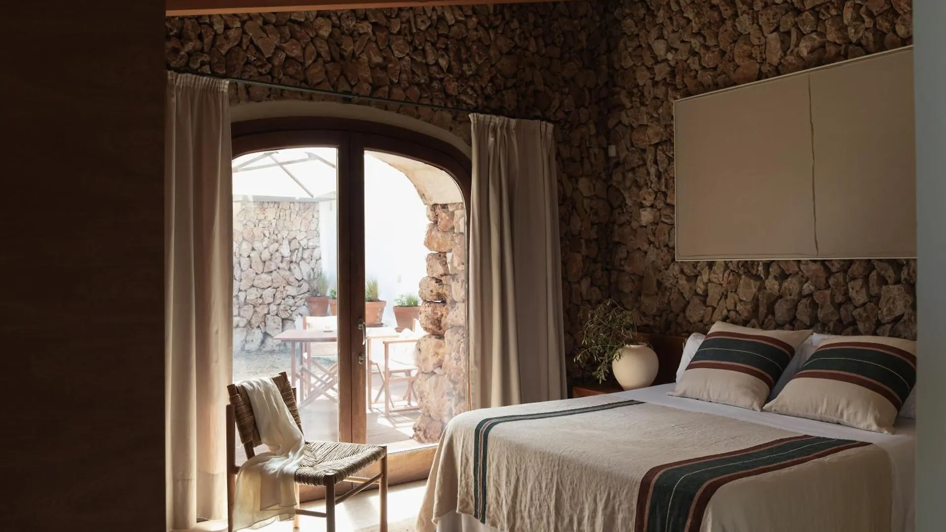Binissaida Boutique Hotel Es Castell  4*, Es Castell (Menorca)